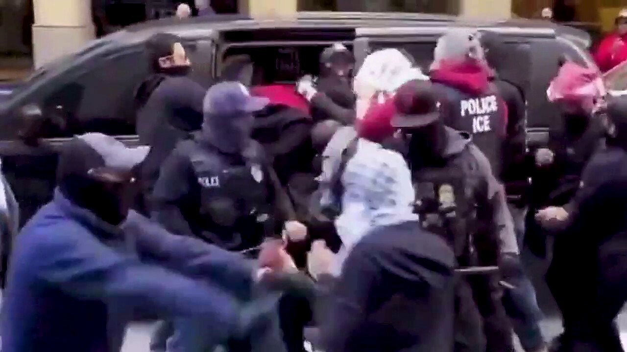 Mob confronts ICE agents outside immigration court in San Francisco