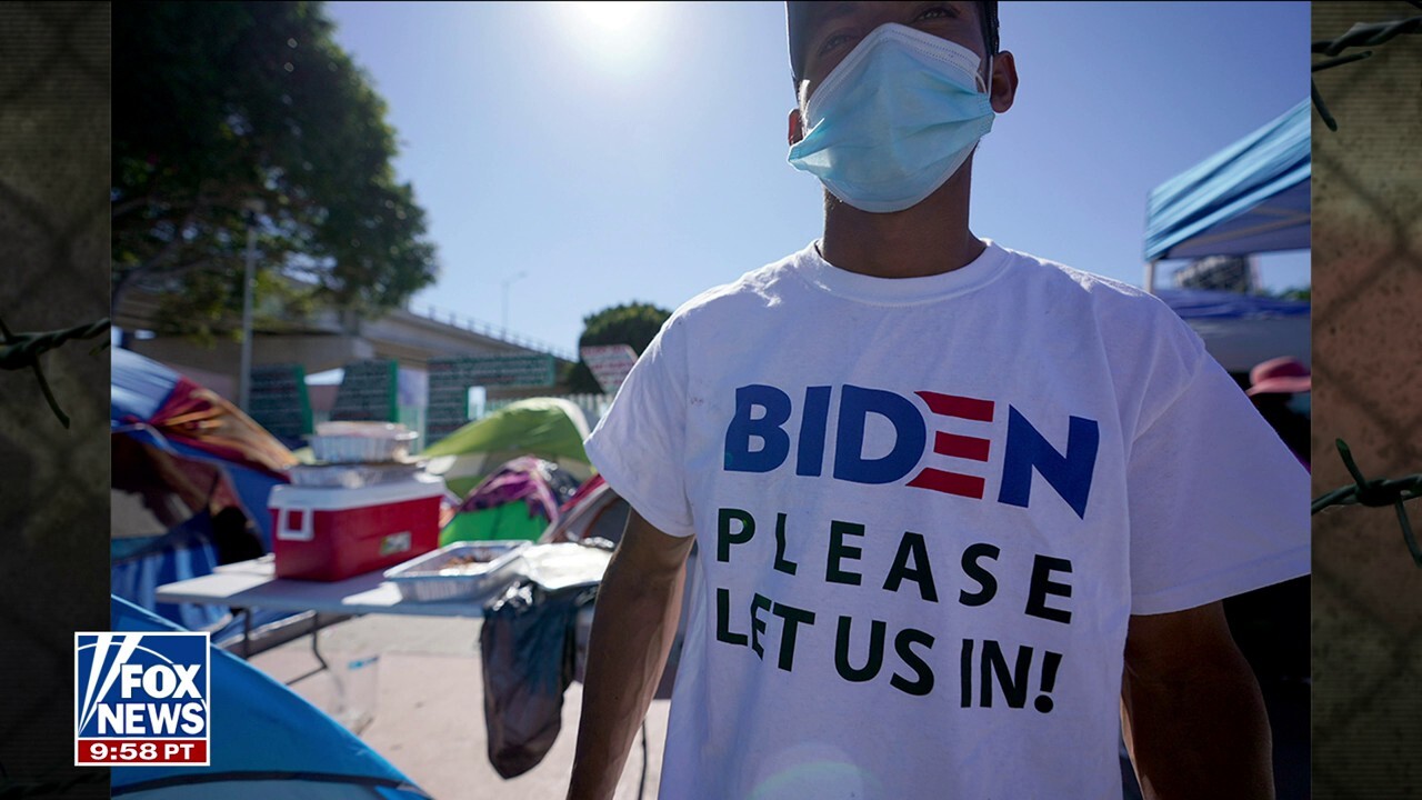 Migrant wears Biden t-shirt at border 'so they can let me in'