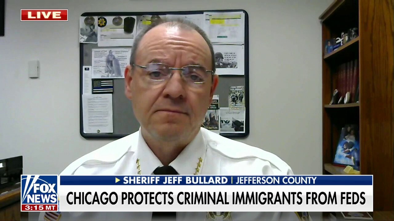 Sheriff Jeff Bullard rips Chicago for 'handcuffing' law enforcement: This creates 'unnecessary victims'