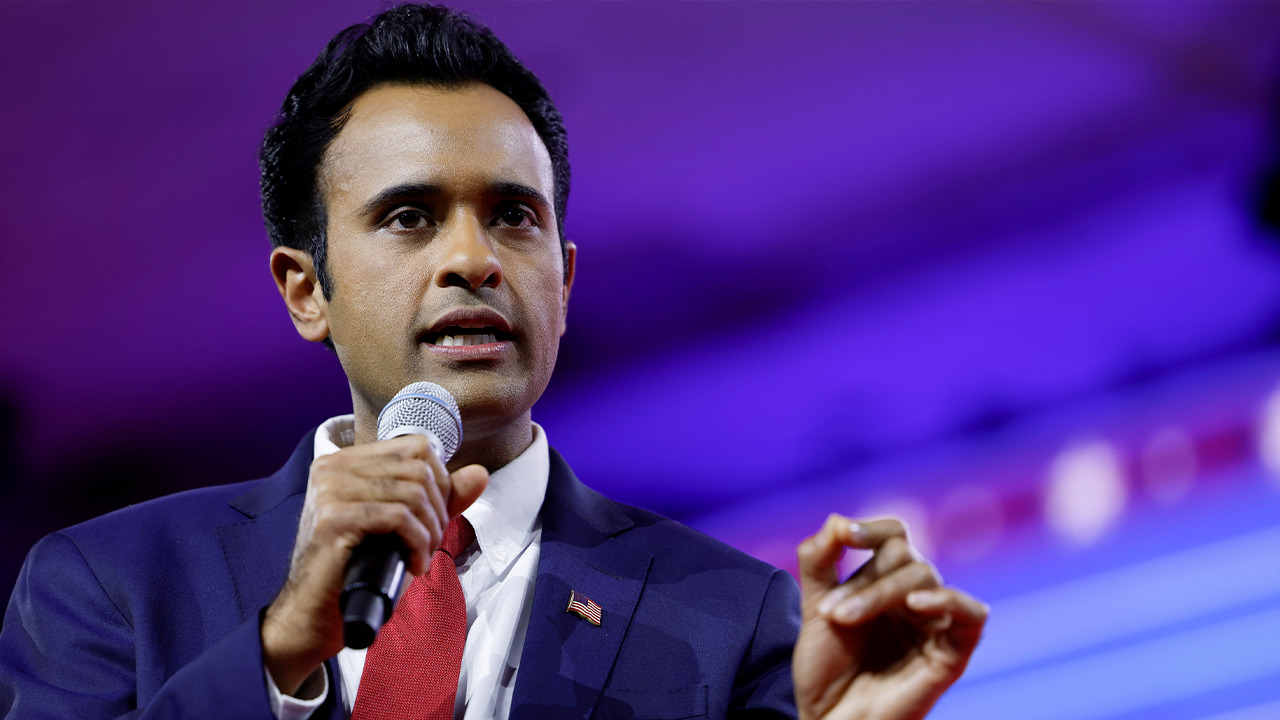 WATCH LIVE: Vivek Ramaswamy participates in a Parental Rights Town Hall with Moms for Liberty