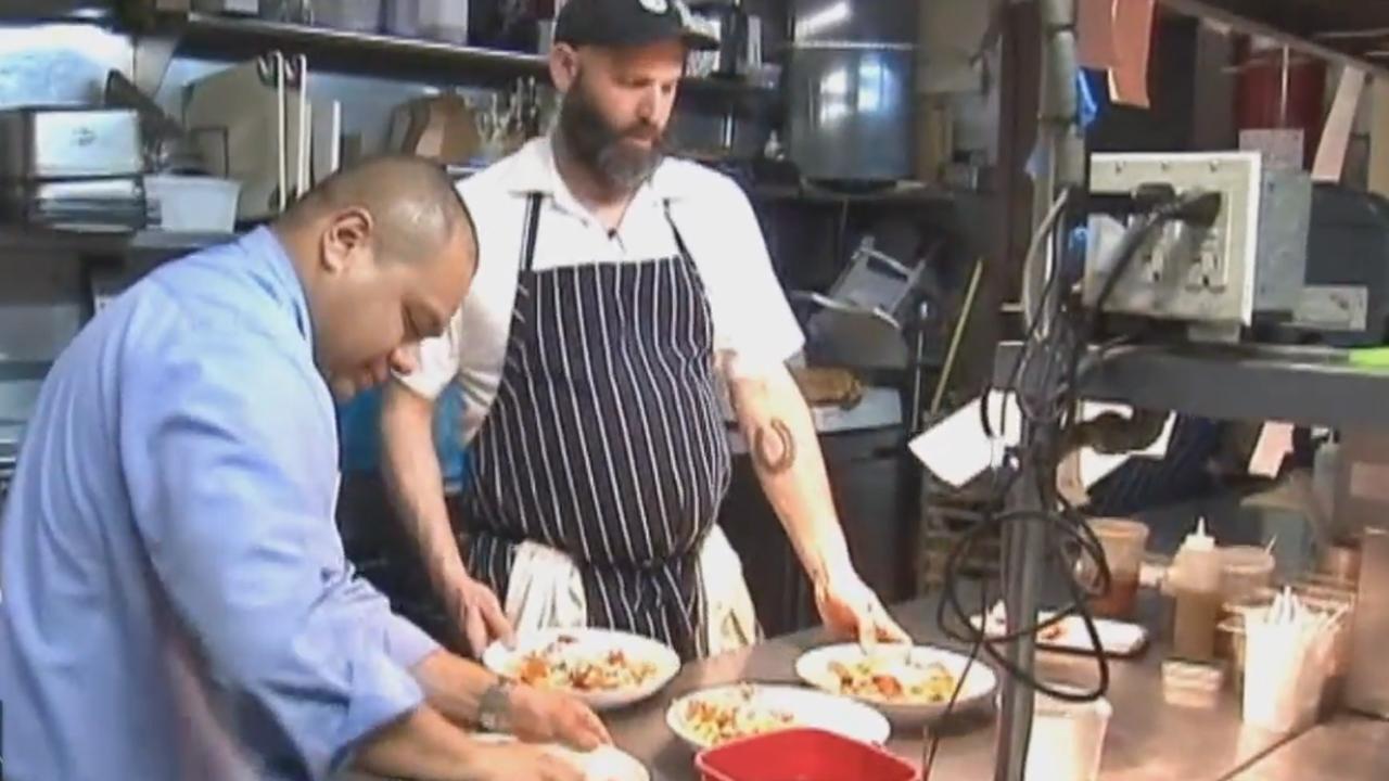 New York eateries consider charging 'administrative fee'