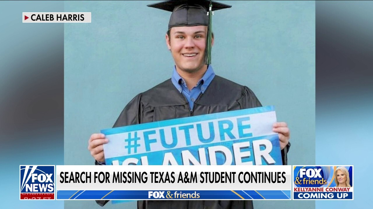 Семейството на изчезналия студент от Тексас Кейлъб Харис вярва, че „някой знае нещо“