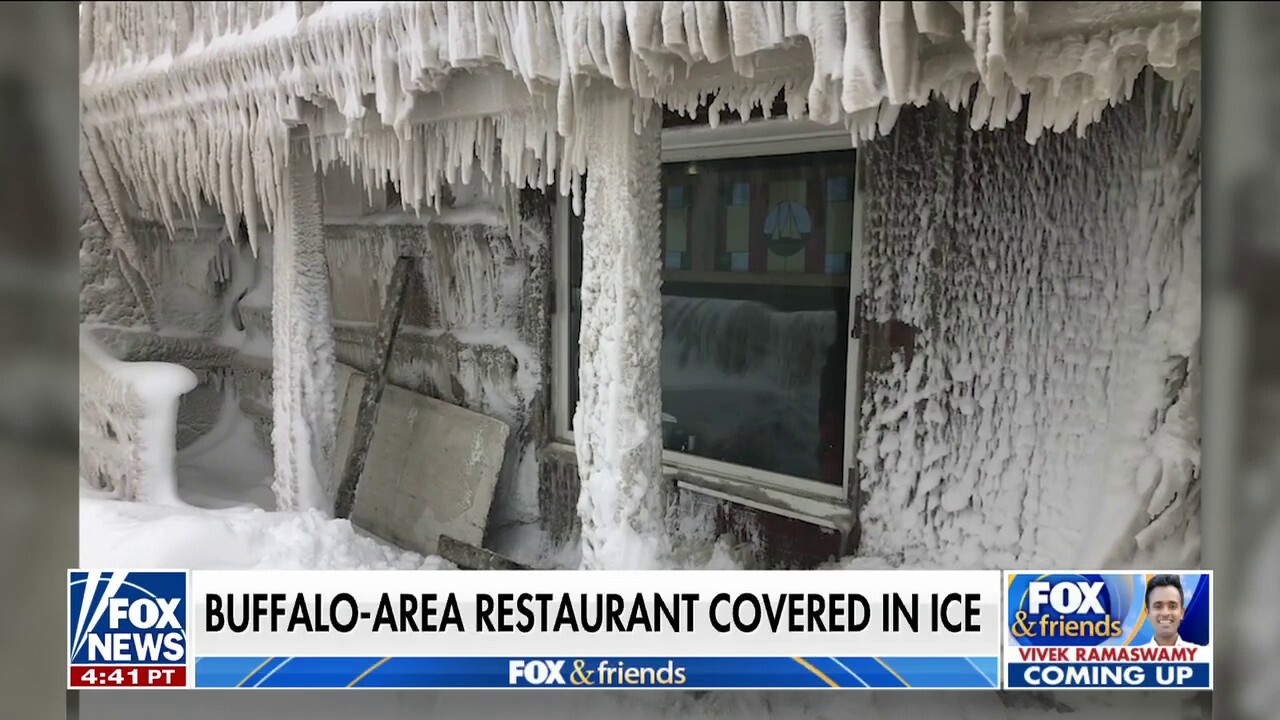 Restaurant in Buffalo, New York covered in ice amid winter storm
