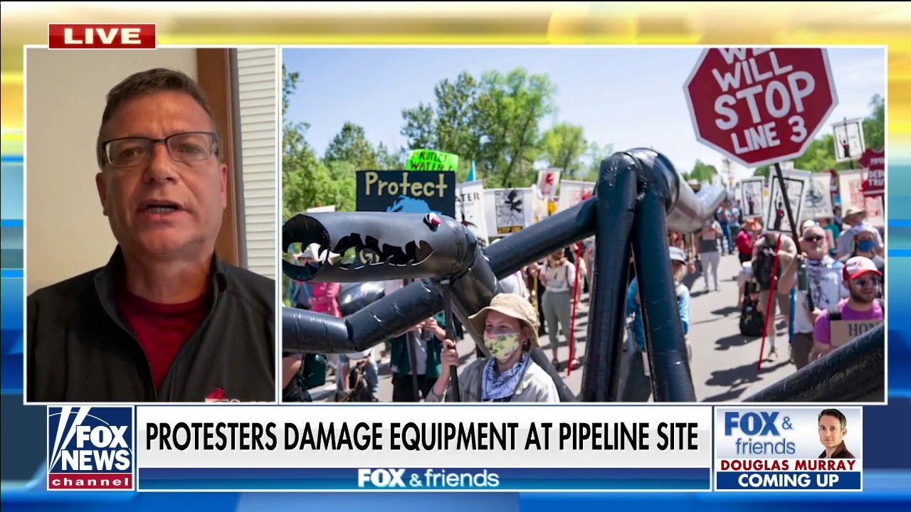 'Hypocritical' protesters disrupt pipeline work in Minnesota: Business owner 