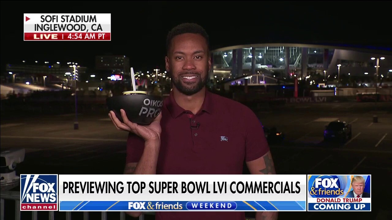 Lawrence Jones presents the ‘Oikos Strong Bowl’