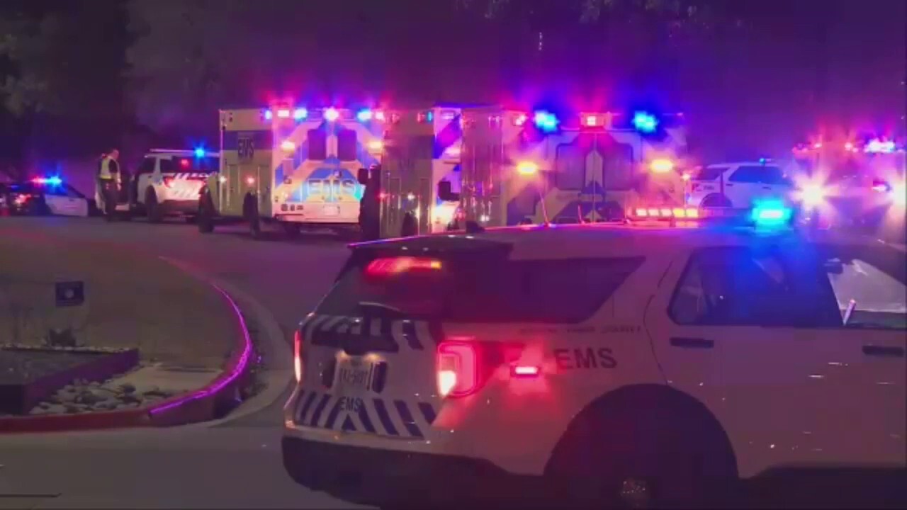 Мъж от Тексас е убит, полицай е ранен при стрелба в кафене в централната част на Мичиган