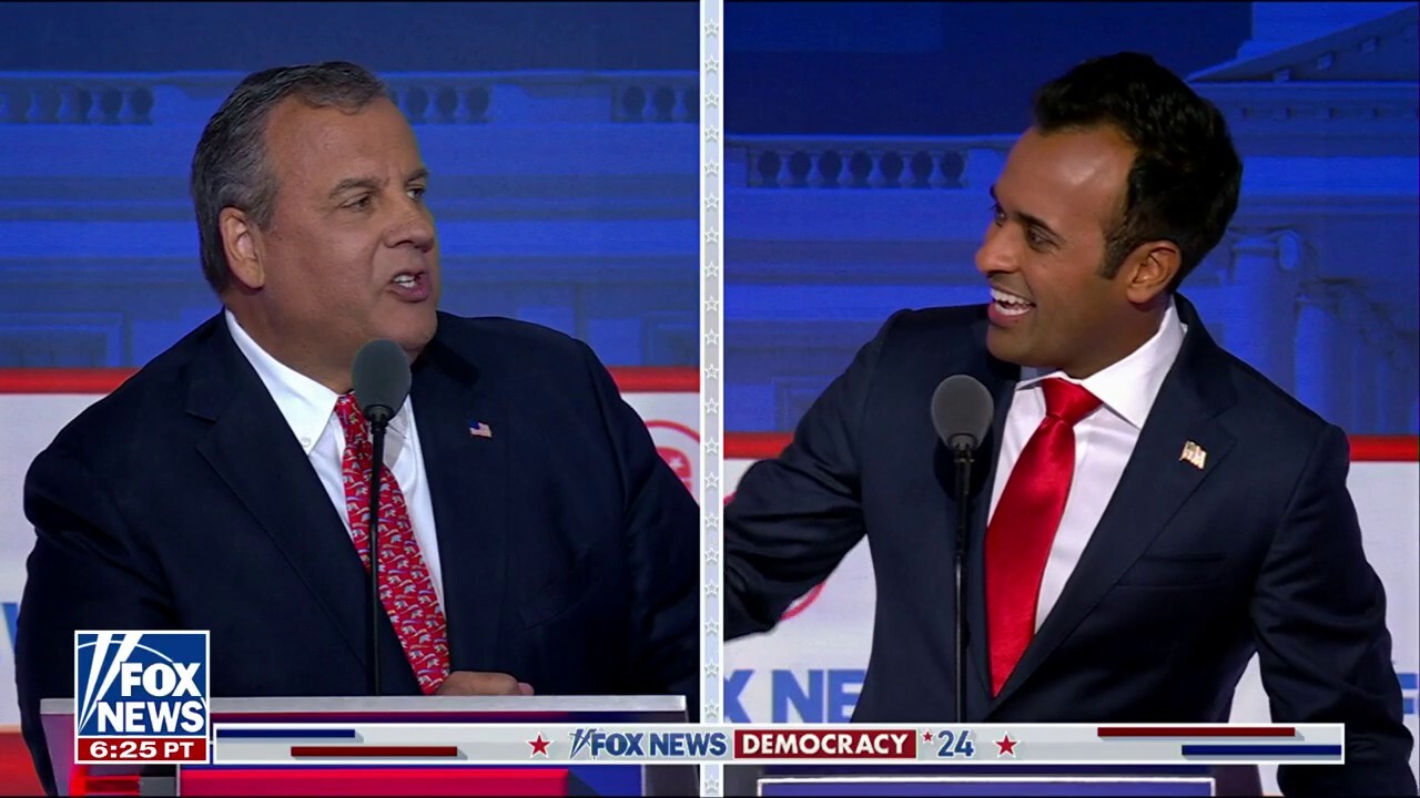 Chris Christie rips into Vivek Ramaswamy as Obama wannabe: 'Sounds like ChatGPT' 