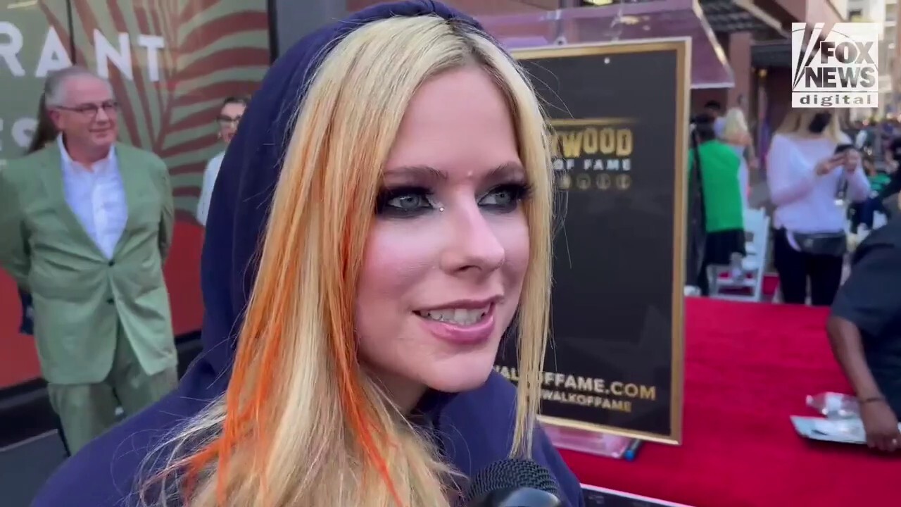 Avril Lavigne gets a star on the Hollywood Walk of Fame