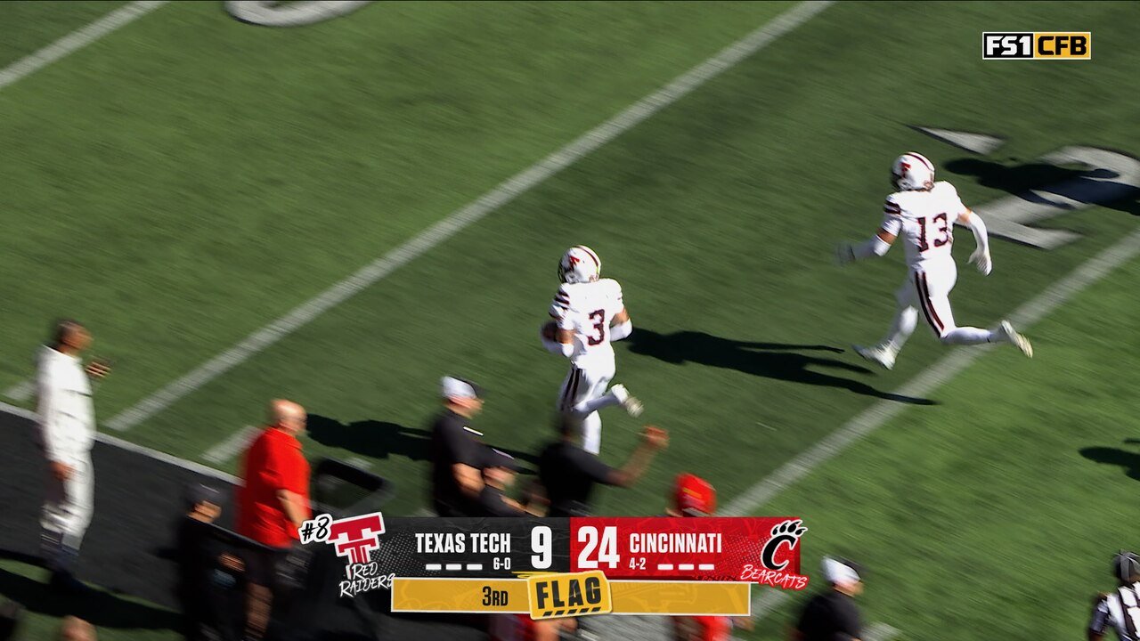 Peyton Morgan returns 53-yard pick six, trimming Texas Tech's deficit vs Cincinnati