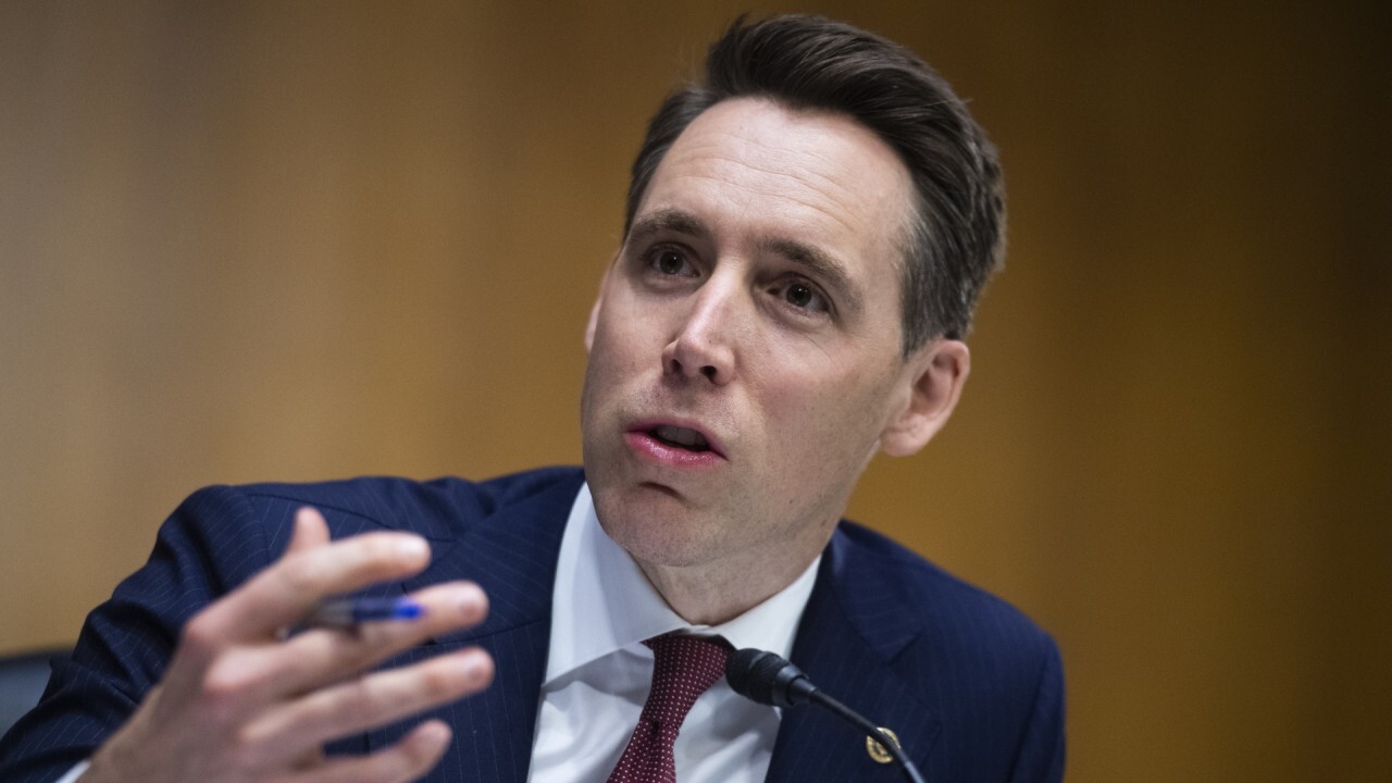 Sen. Josh Hawley accuses NBA, celebrities of profiting from slave labor in China	