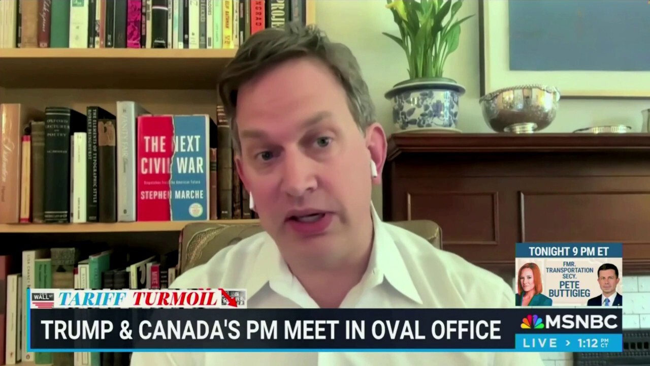 Canadian journalist warns Americans can be 'convinced by anything'