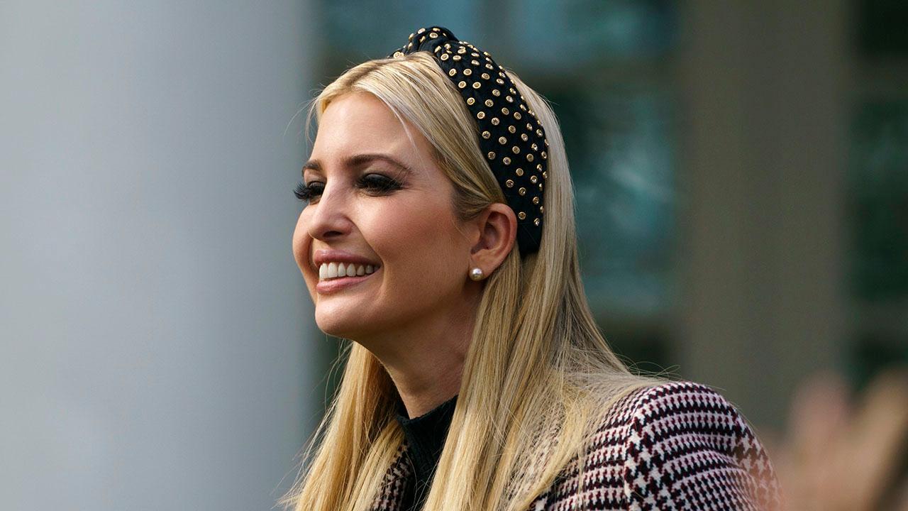 Report: Ivanka Trump used personal e-mail for gov't business