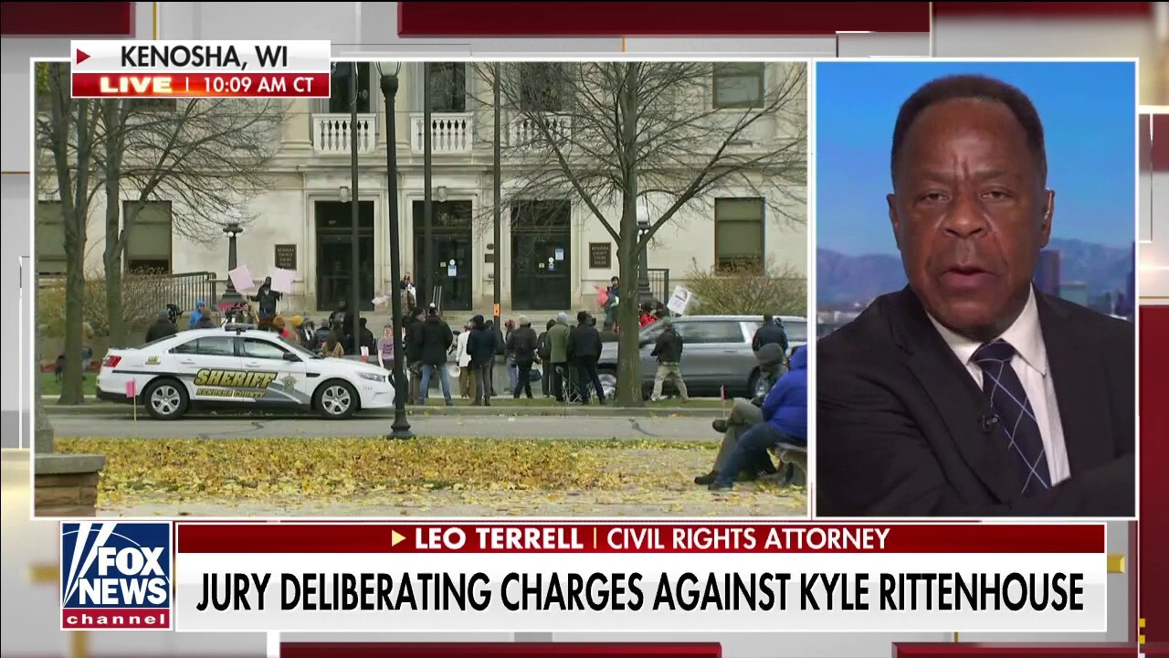 Leo Terrell on Rittenhouse trial: 'Impossible' for the jury to shield itself from public