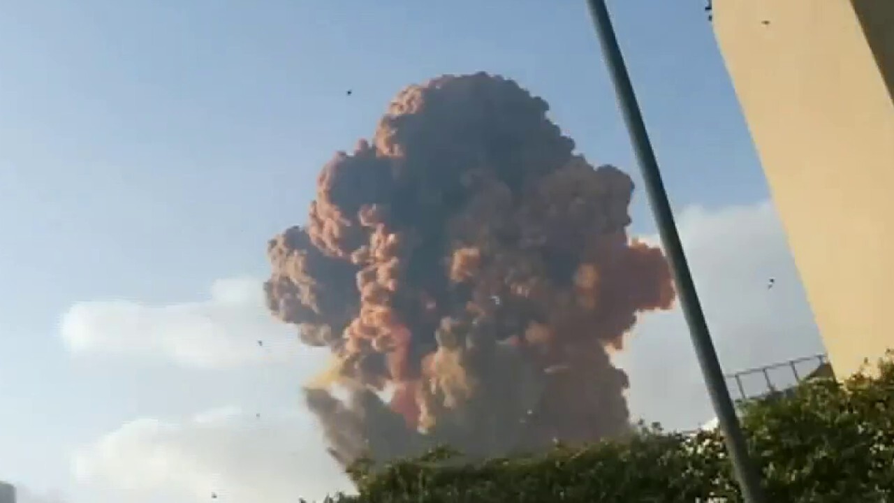 Raw video: Shocking explosion rocks Beirut, Lebanon	