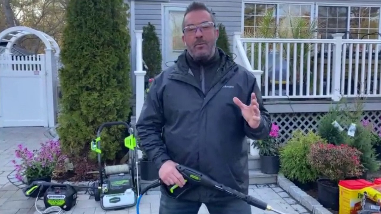 Home contractor Skip Bedell shows you how to pressure wash your house
