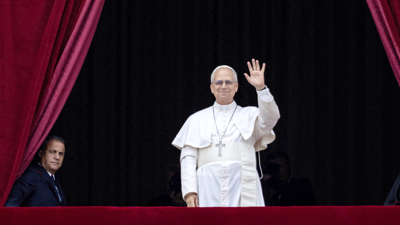 WATCH LIVE: Pope Leo XIV meets with reporters