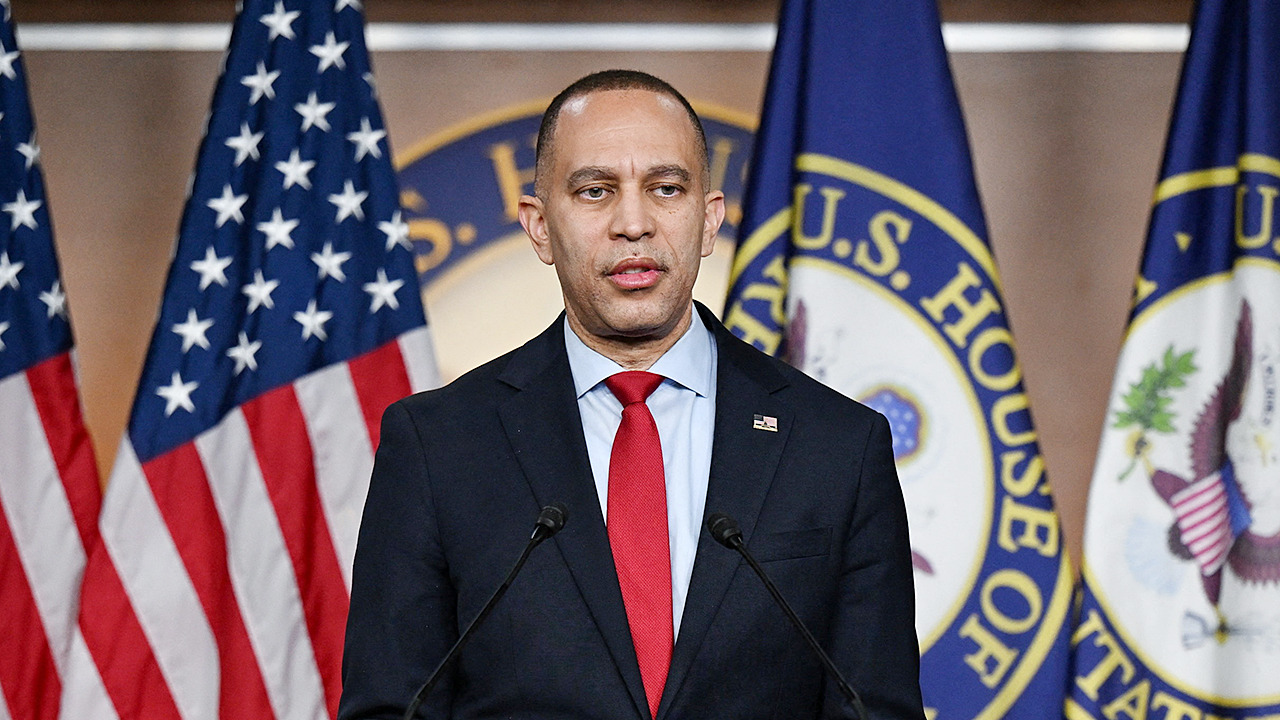 WATCH LIVE: House Minority Leader Jeffries holds a press conference