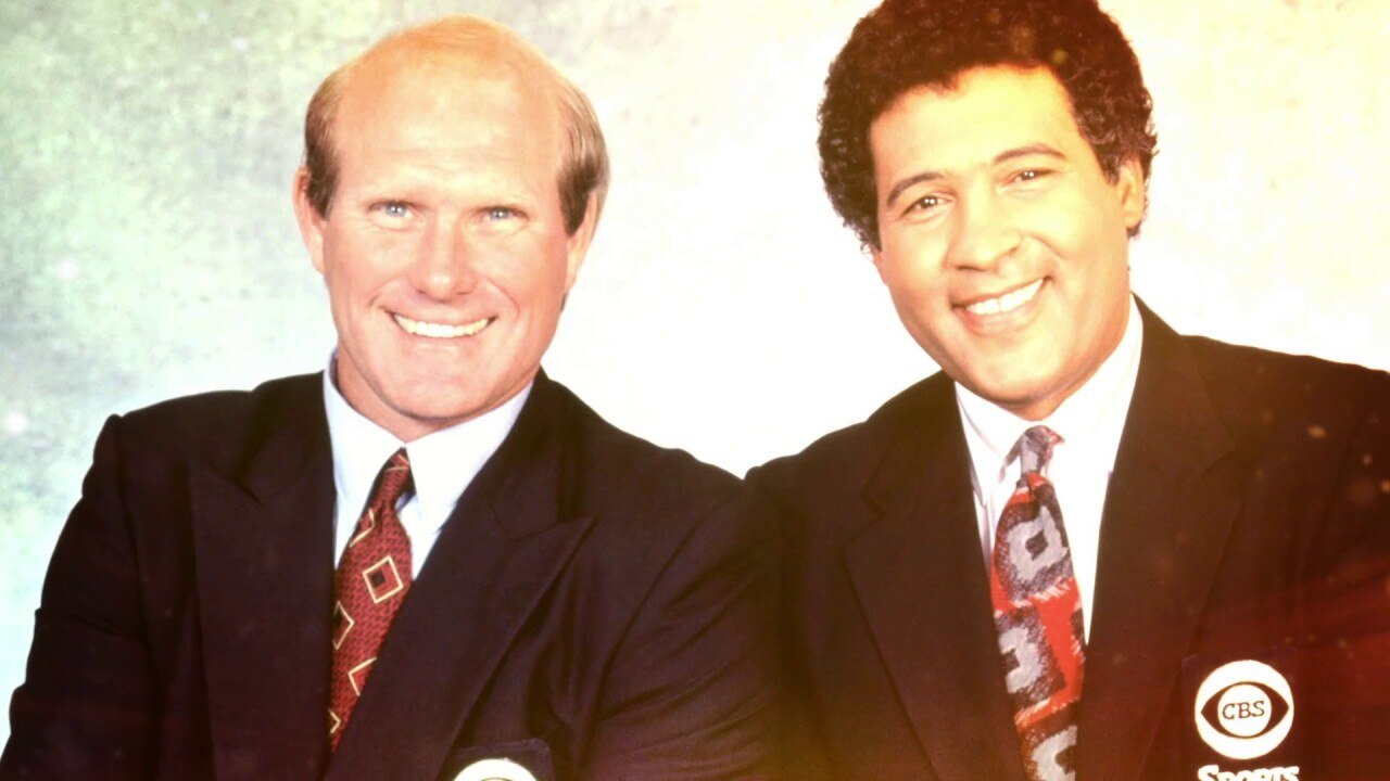 Terry Bradshaw & 'NFL on FOX' crew pays tribute to Greg Gumble