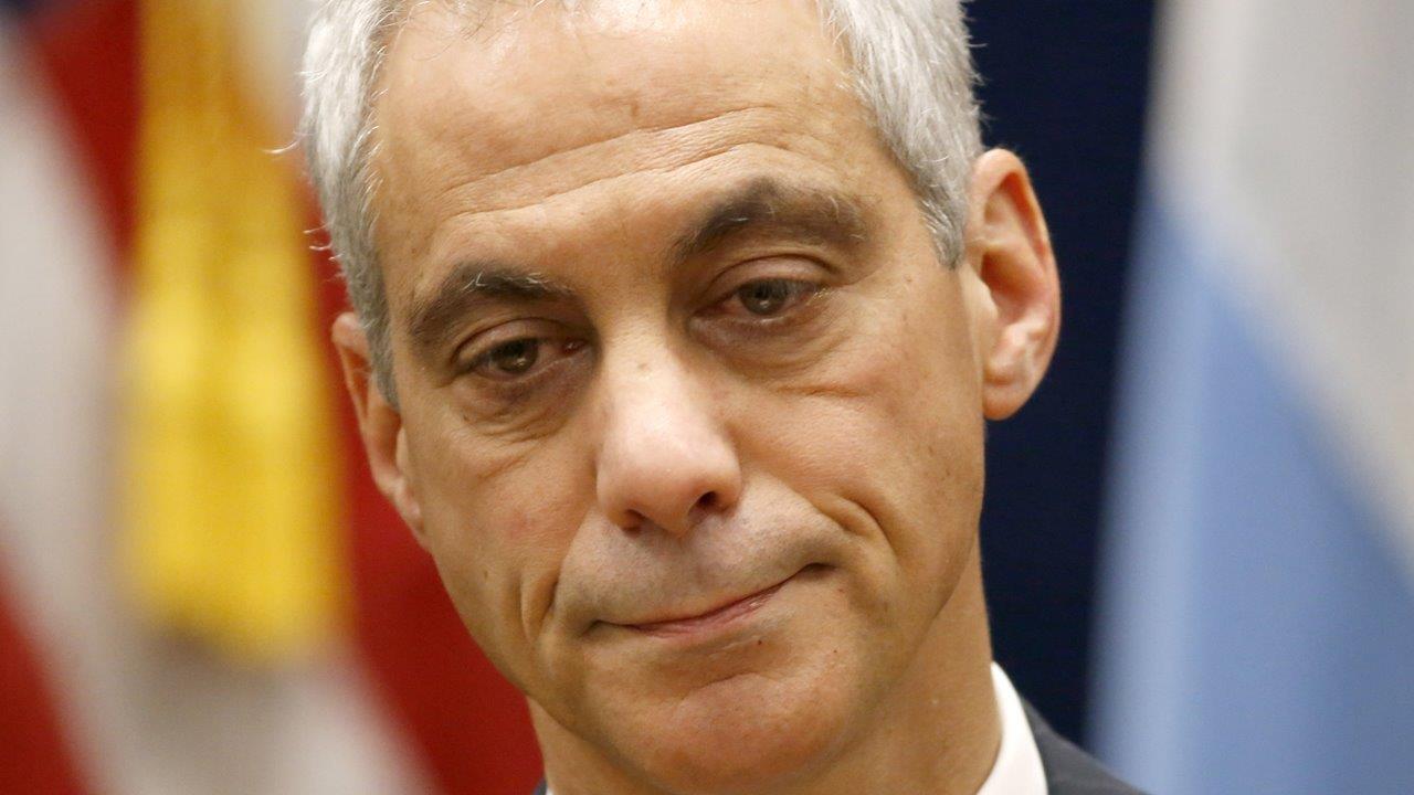 Protests gather calling for Chicago mayor's resignation