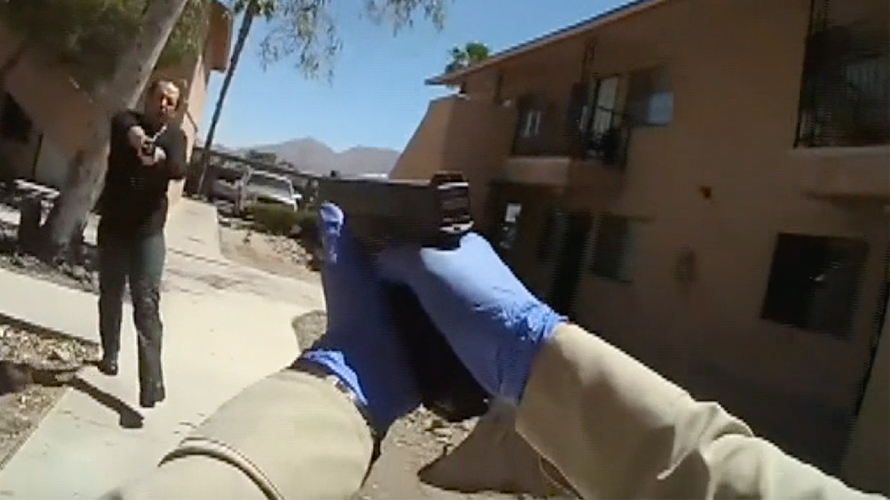 Warning, graphic: Las Vegas man threatens to kill officers with sword before deadly shooting
