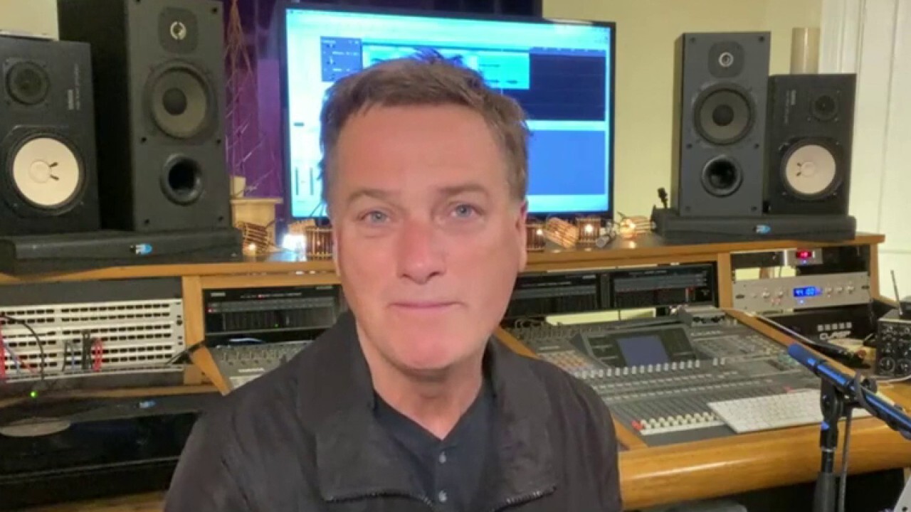 Michael W. Smith shares Easter message