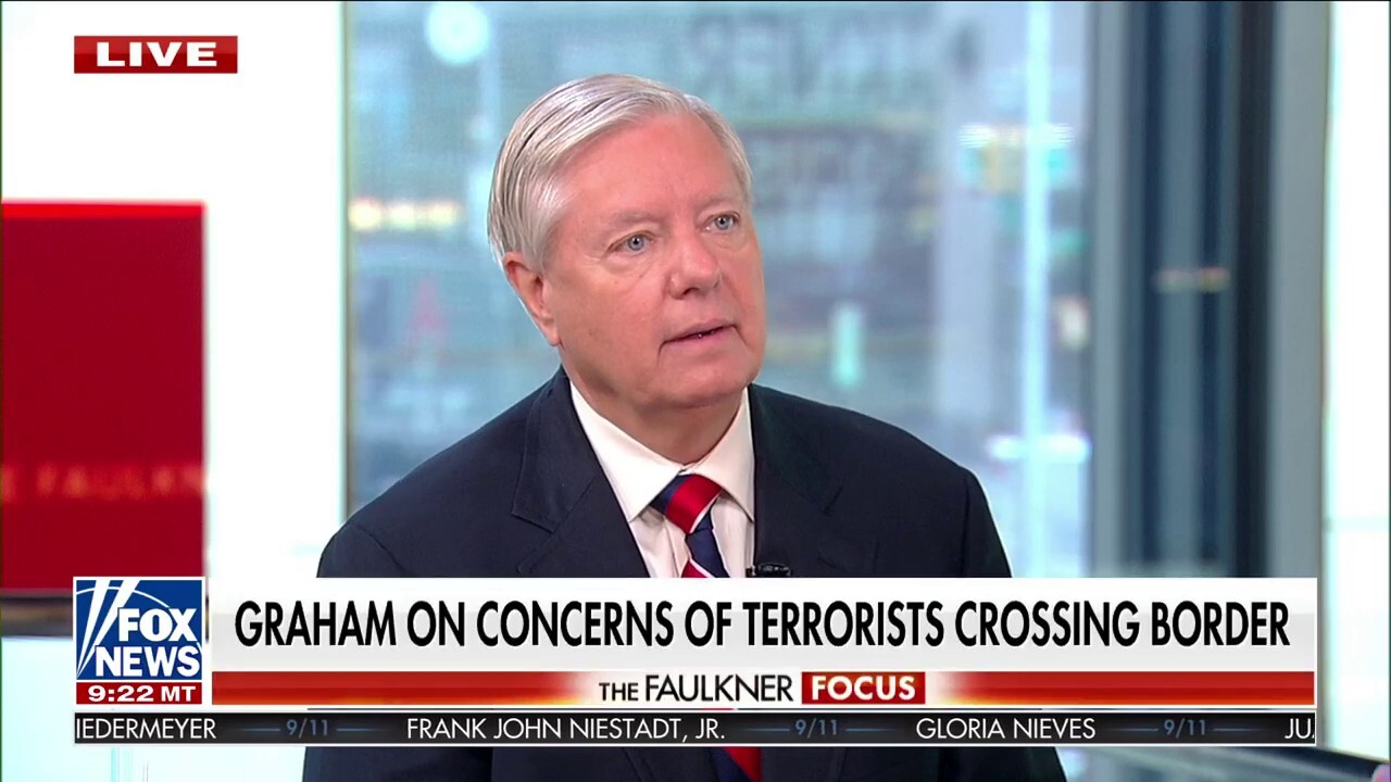 Sen. Lindsey Graham calls on Biden to change border policy: 'Matter of time until we get hit again'