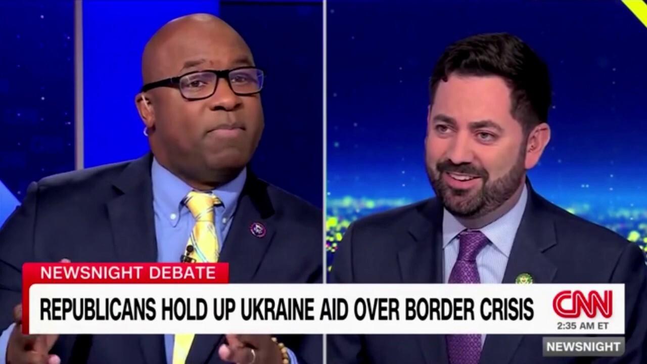 Джамал Боуман, депутат от Републиканската партия, сблъсък относно граничната криза в CNN