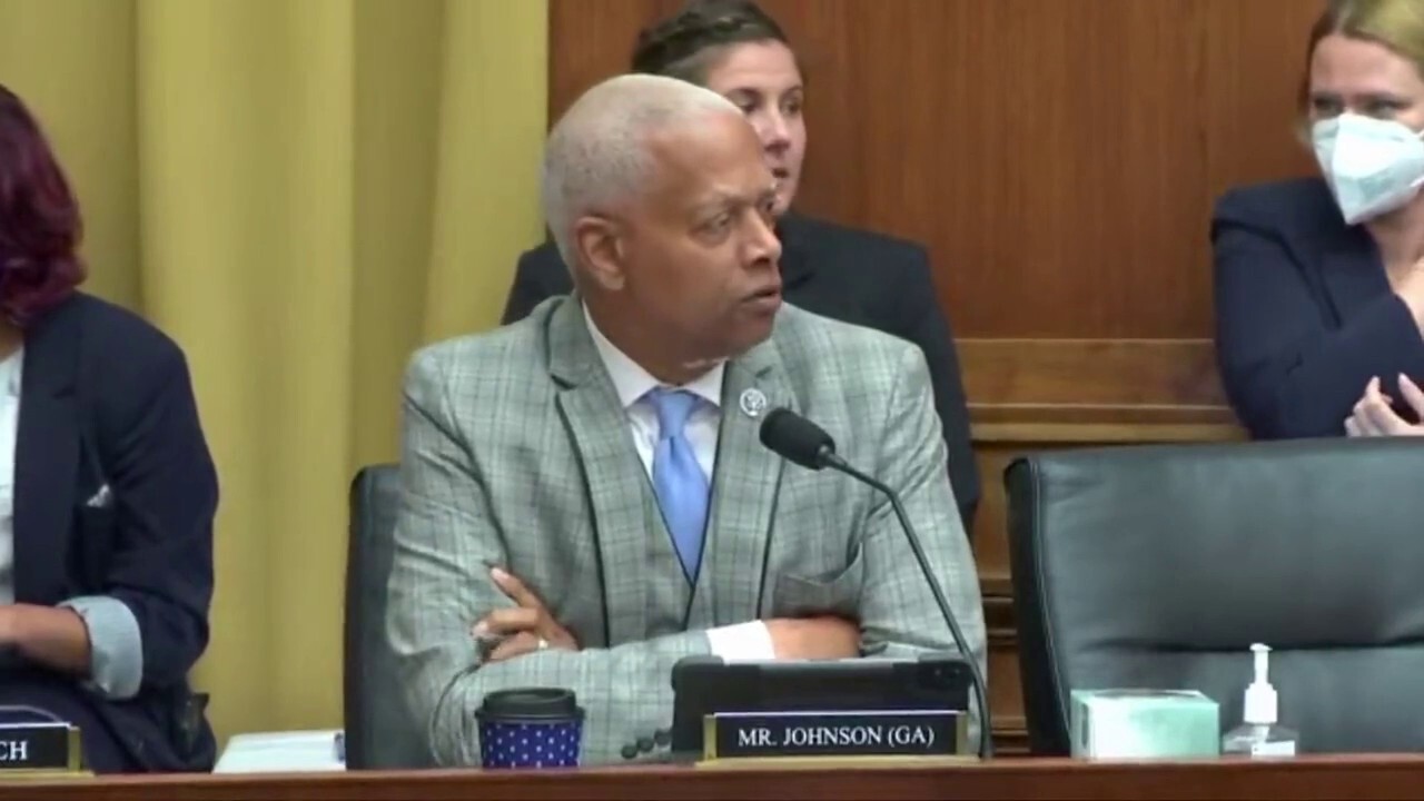 Rep. Johnson compares parents protesting at school board meetings to Jan. 6 rioters