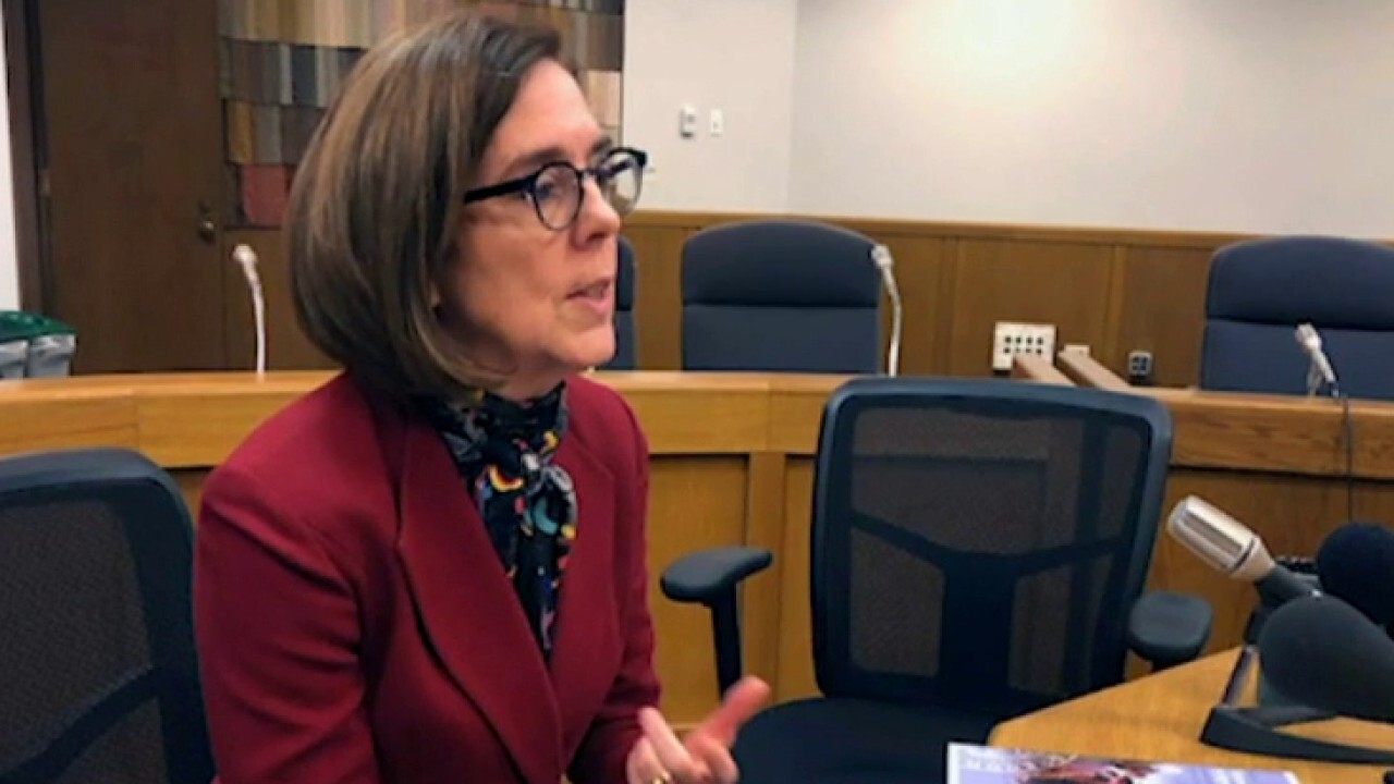 Oregon governor tells residents to call cops on people violating COVID restrictions - Fox News
