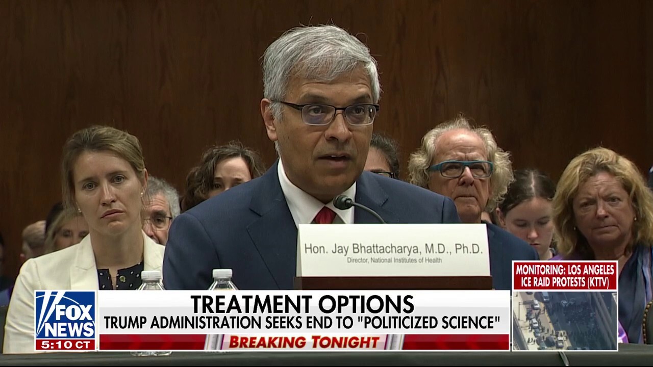 Fox News senior national correspondent Rich Edson breaks down the Trump administration's quest to end 'politicized science' on 'Special Report.'