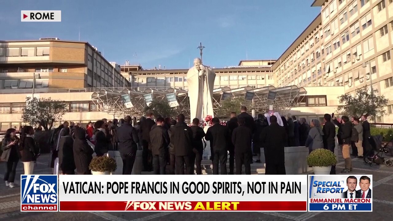 Crowds gather in St. Peter's Square to pray for Pope Francis