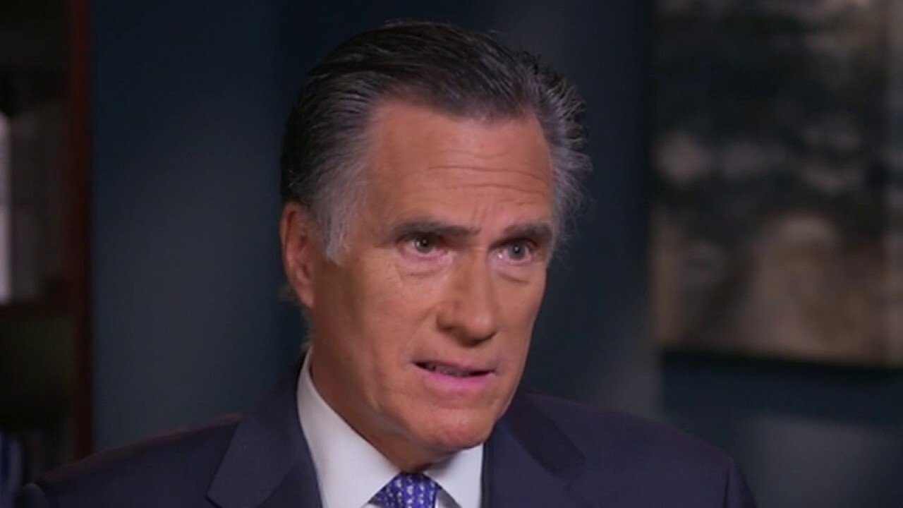 Sen. Mitt Romney tells Chris Wallace that President Trump should be removed from office