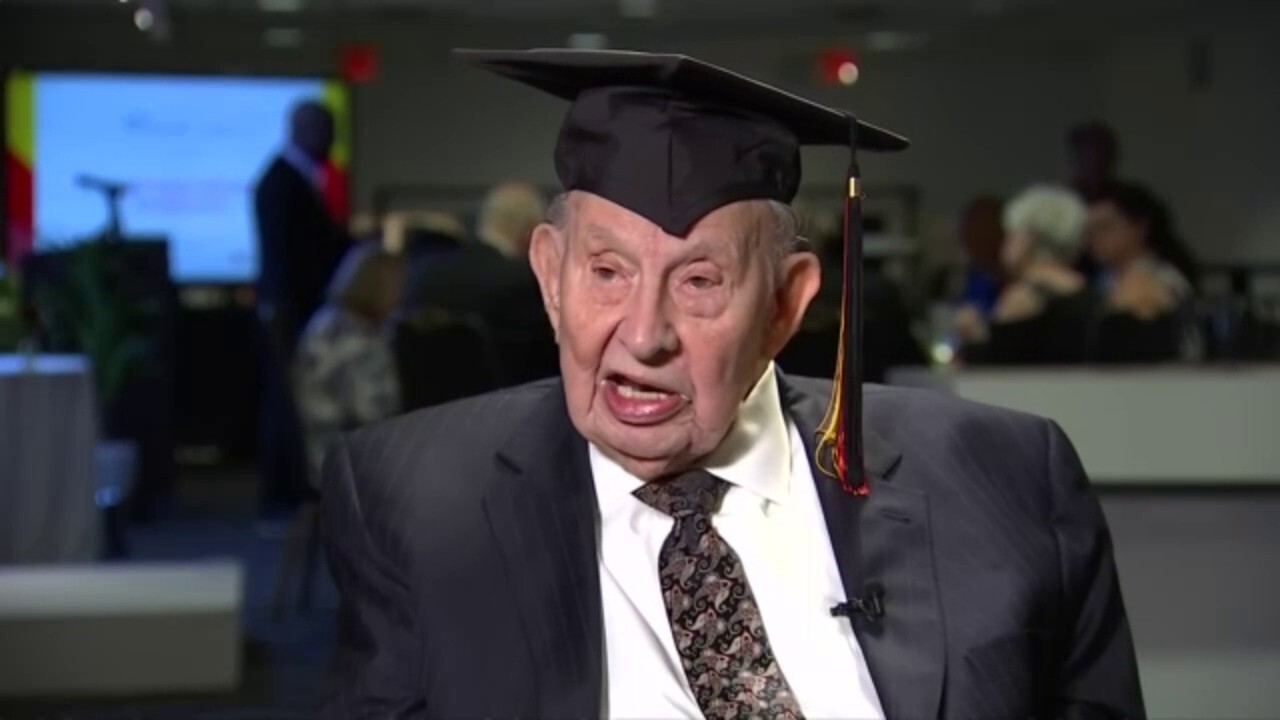 100-year-old WWII veteran receives college diploma after 58 years 