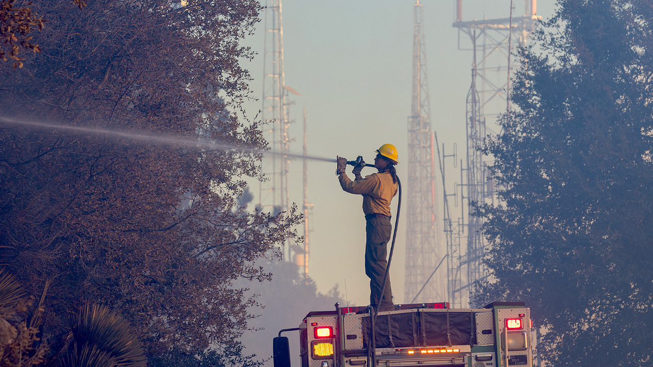  Officials give update on Los Angeles wildfires