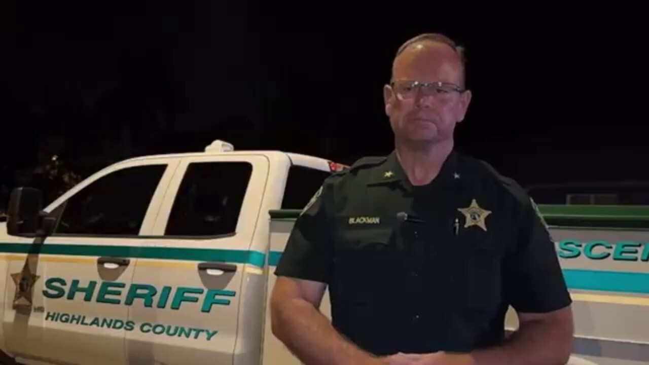 Полицията възхвалява жител на Флорида, който намушка смъртоносно нарушител в