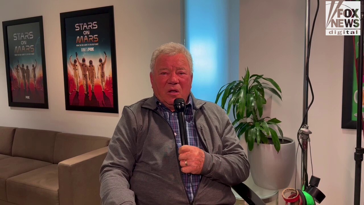 William Shatner says ‘Stars on Mars’ cast formed close connections while filming