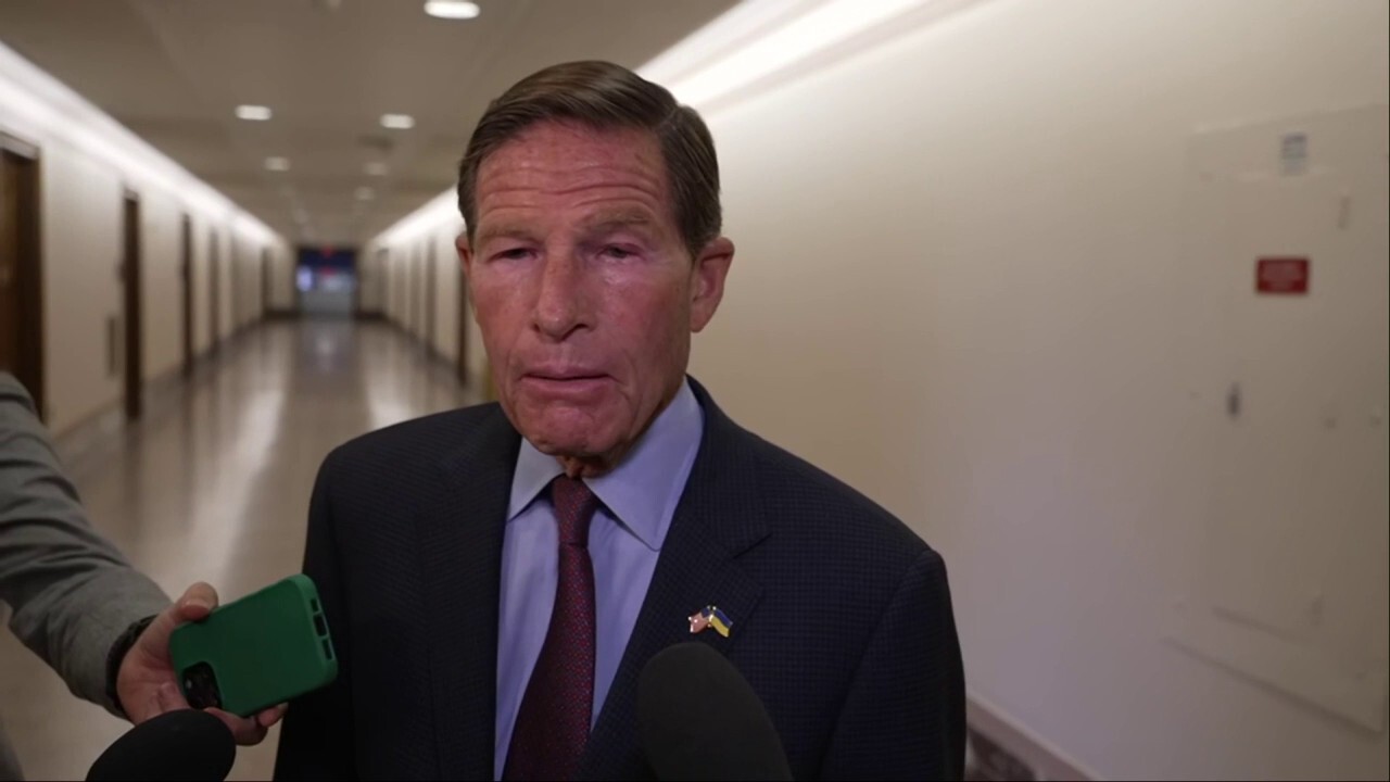  Sen. Blumenthal says Americans will be 'shocked' by Secret Service failures in Trump assassination attempt