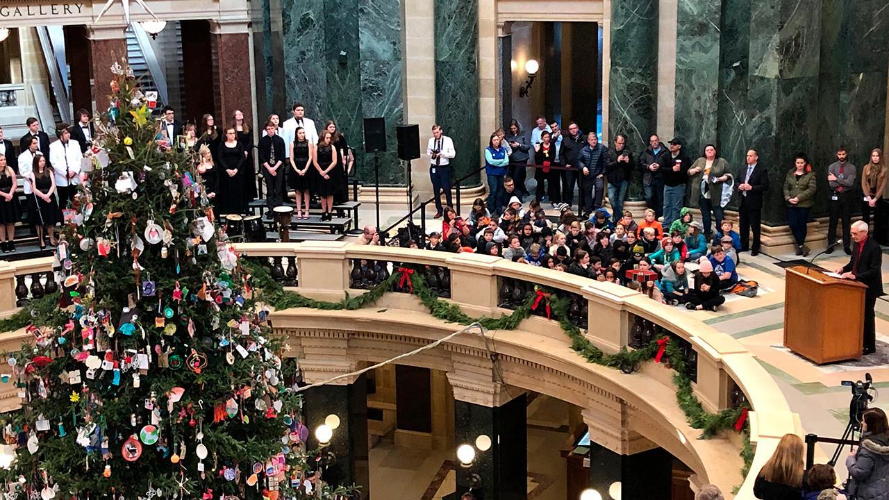 Controversy in Wisconsin over governor's 'holiday tree'