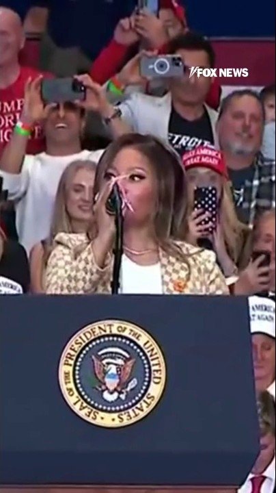 Trump introduces ‘queen of rap’ Nicki Minaj at Michigan rally