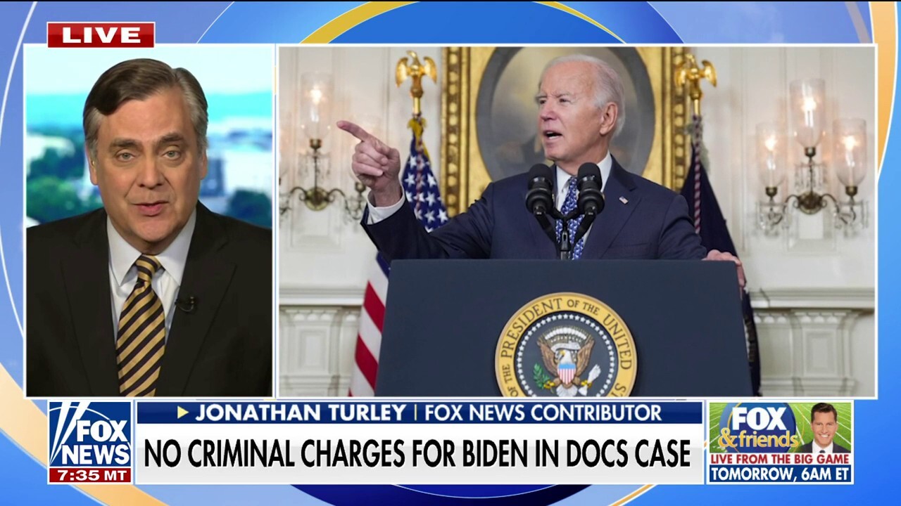Pictures of classified documents in Biden’s garage ‘don’t lie’: Jonathan Turley