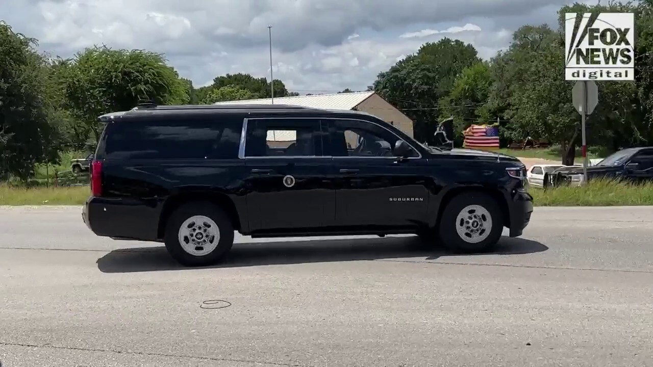 Kerrville residents praise Trump’s visit after deadly Texas flooding