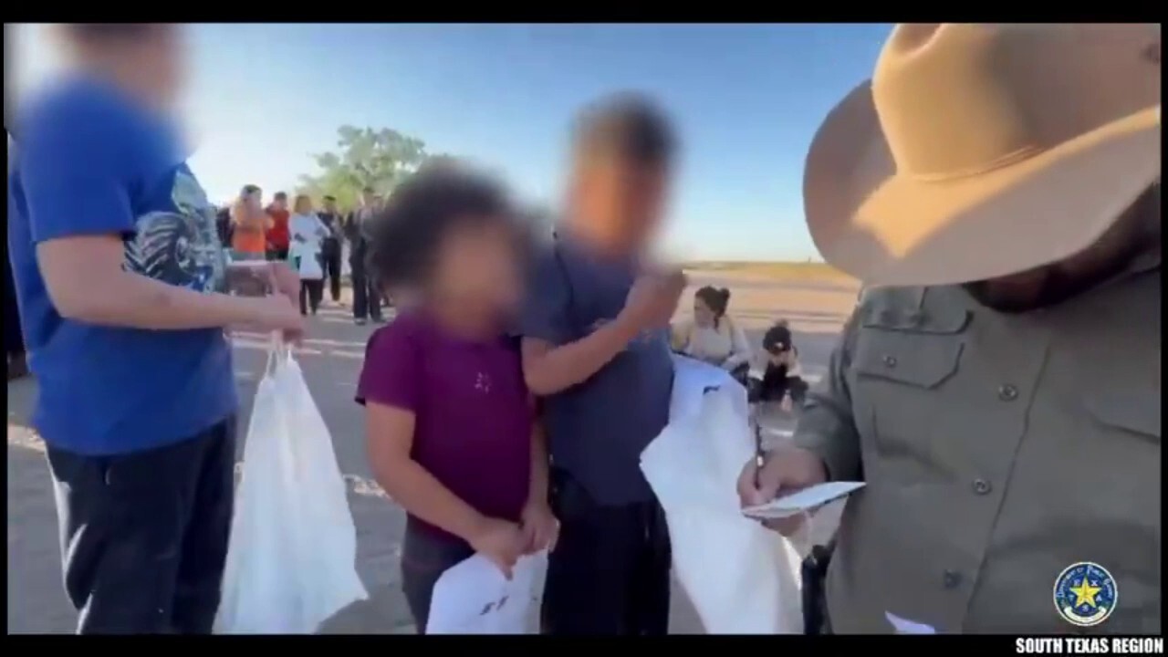 Texas DPS troopers encounter several unaccompanied children in large group of illegal immigrants