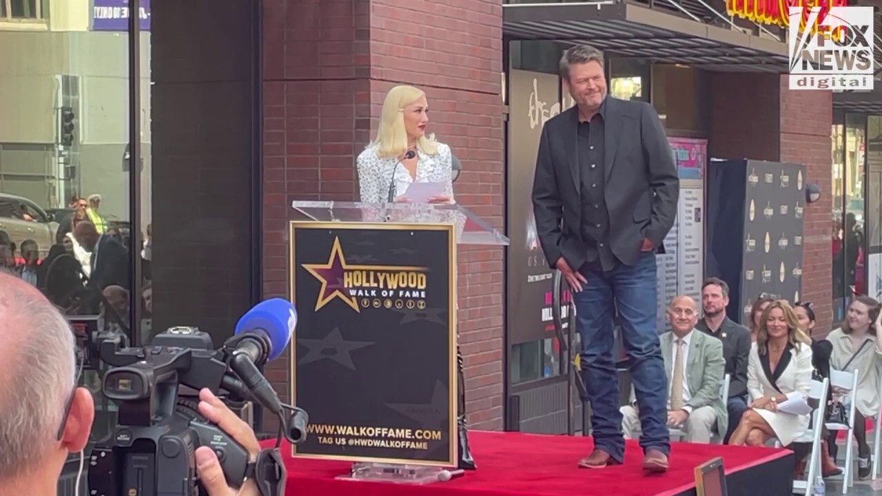 Gwen Stefani honors Blake Shelton at Hollywood Walk of Fame