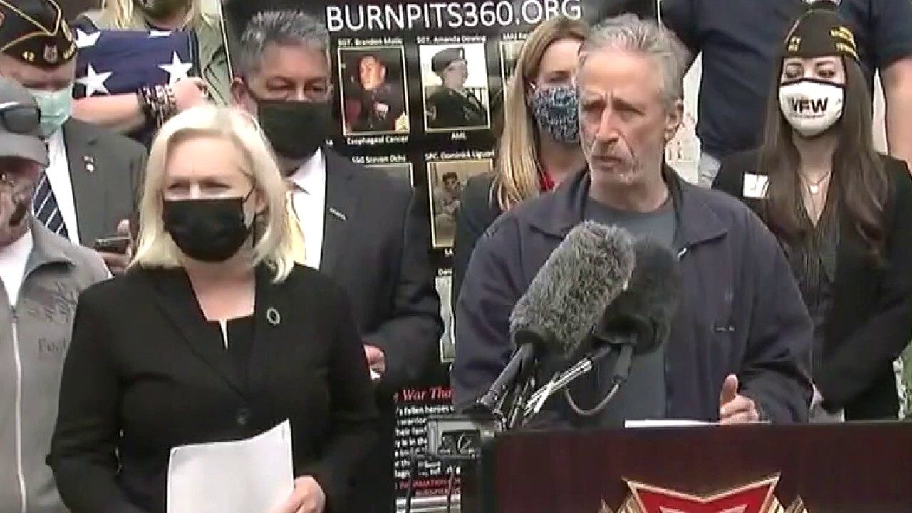 Gillibrand, Jon Stewart, veterans and lawmakers hold news conference on burn pit legislation