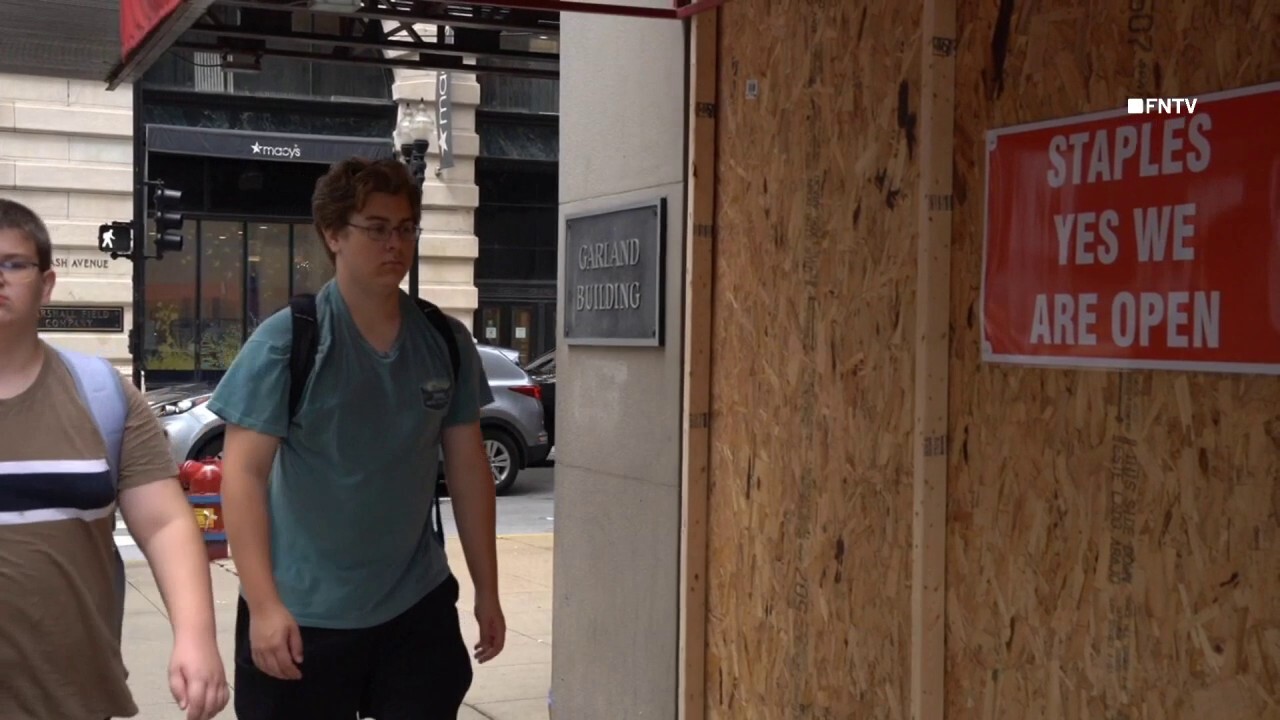 Chicago businesses boarding up property ahead of DNC