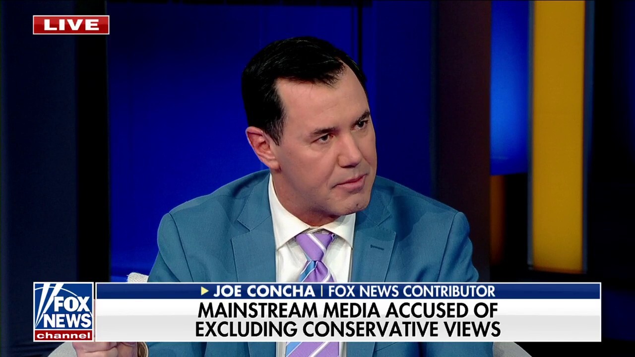 Fox News contributor Joe Concha joins ‘Fox & Friends’ to discuss MSNBC cutting former RNC Chair Ronna McDaniel.