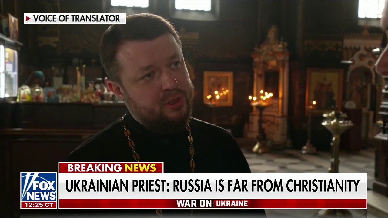 Ukraine priest: Orthodox Easter gives people ‘hope, light’