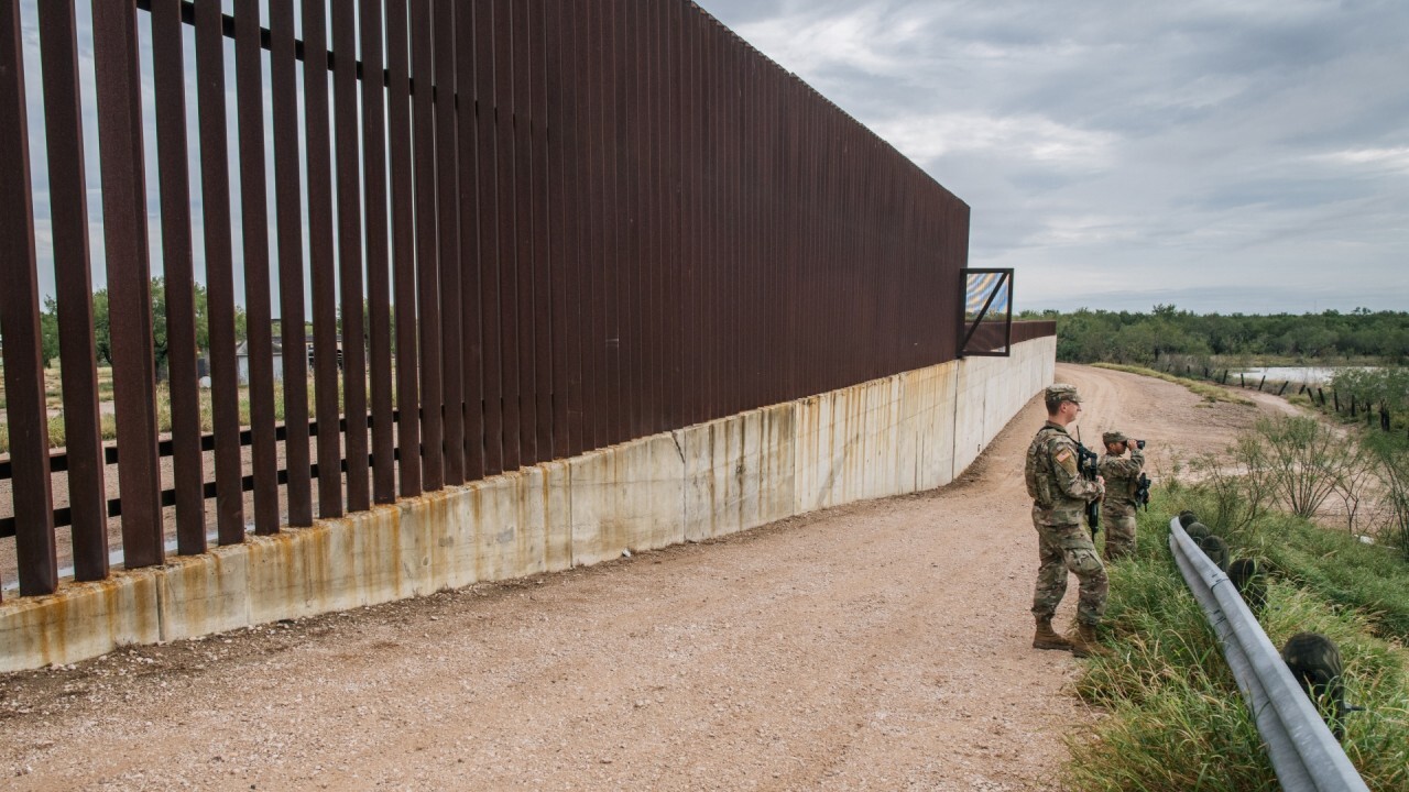 Democratic lawmaker calls border wall '14th century solution'