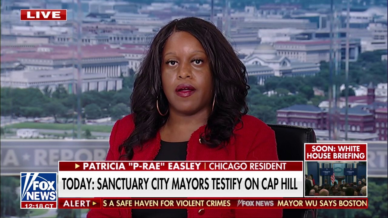 Chicago resident blasts sanctuary mayors for defending 'harmful' migrant policies 