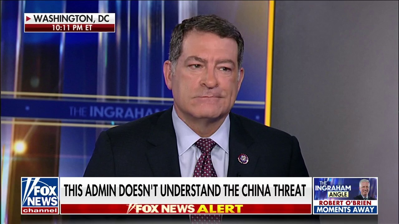 Rep Mark Green: Whoever advised Biden not to shoot down Chinese spy balloon 'should be fired'